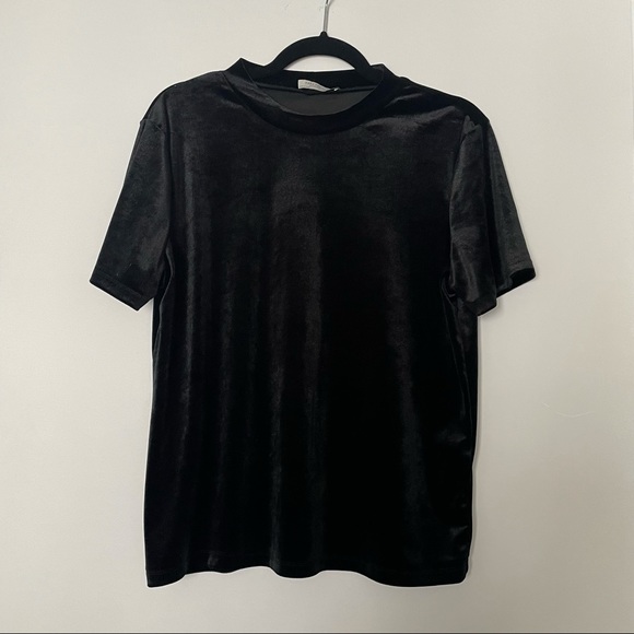 Zara Velvet T-Shirt - Picture 1 of 3